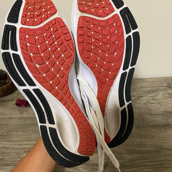 Nike Pegasus - Picture 3 of 4